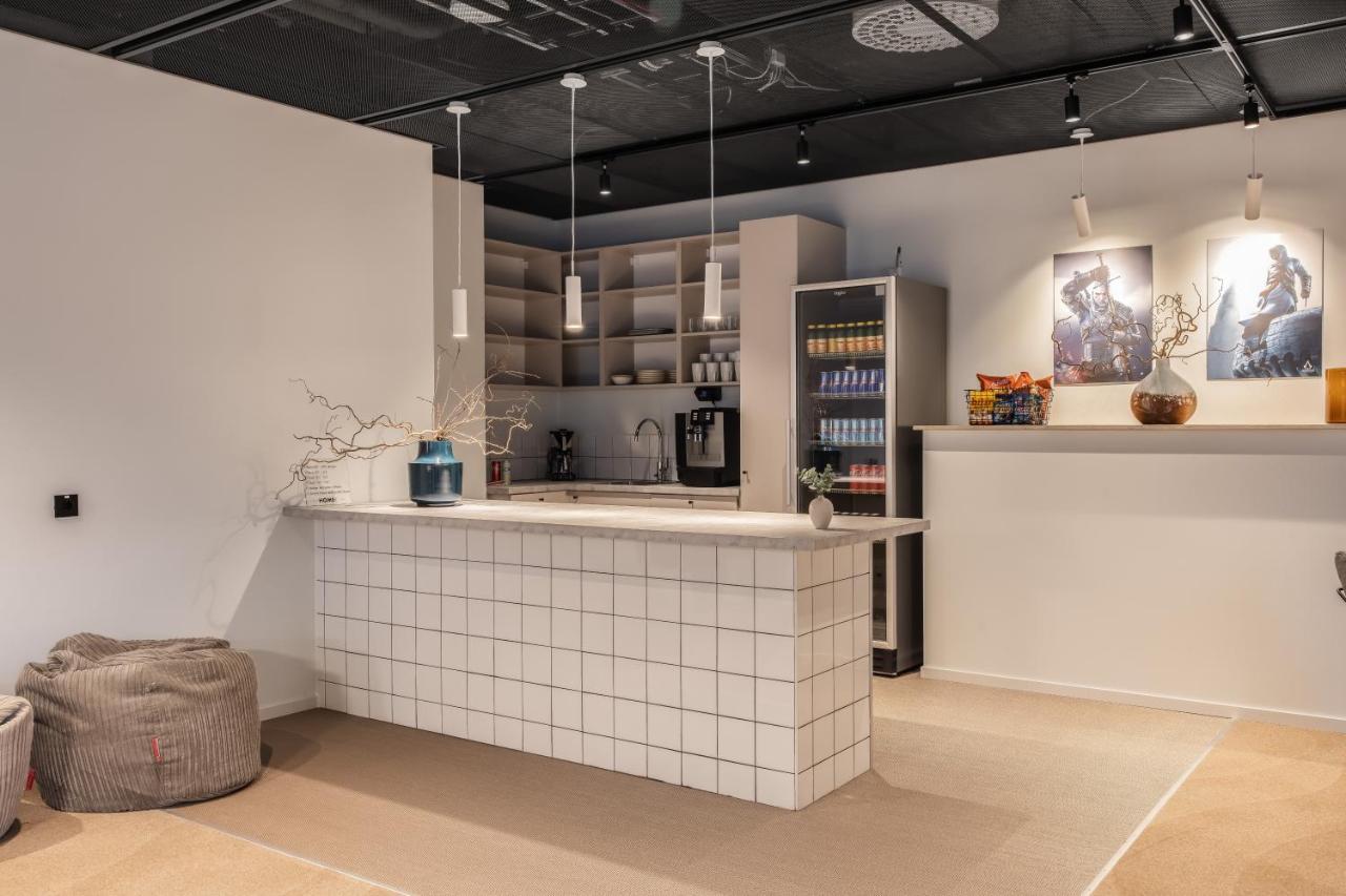 Homex Hotel For Gamers Täby Dış mekan fotoğraf